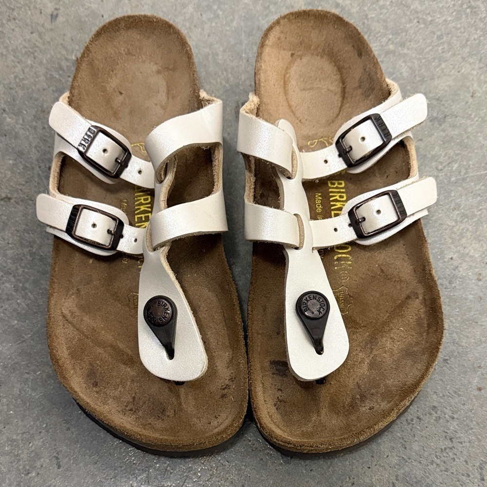 Birkenstock Women's Cream Sandals with Brown Footbed